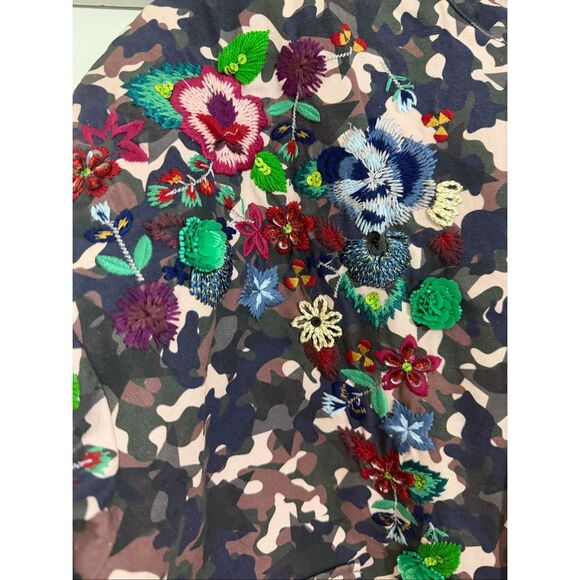 Anthropologie / Villagalo Oversized embroidered camo sequin jacket - Picture 7 of 11